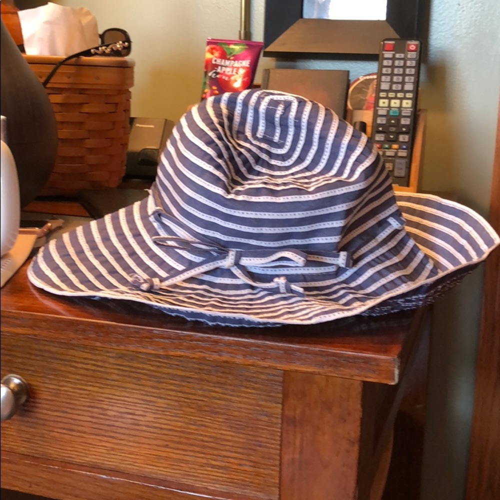 Beach hat